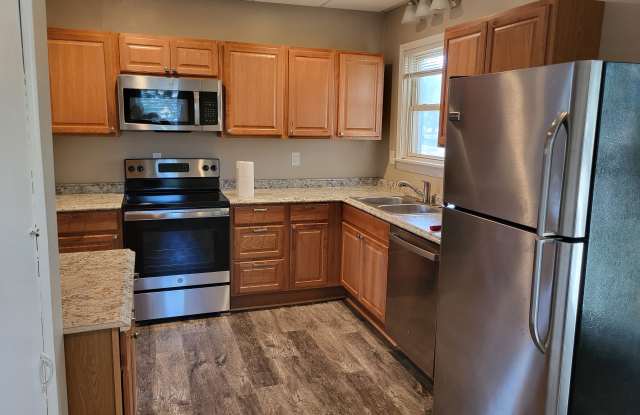 600 North Pine Street - 600 North Pine Street, Reedsburg, WI 53959 600 North Pine Street - 600 North Pine Street, Reedsburg, WI 53959