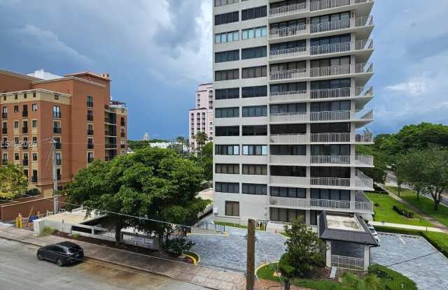650 Coral Way photos photos