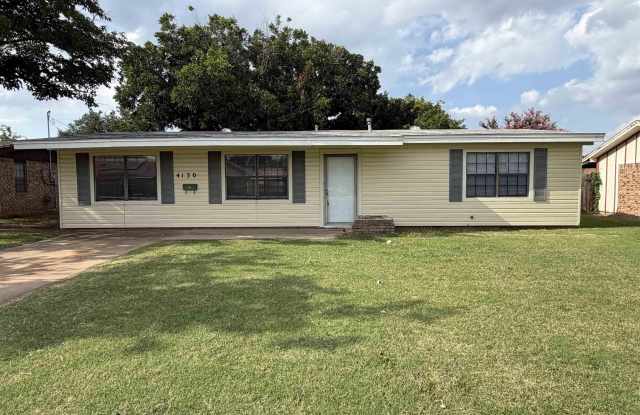 4130 MOFFETT AVENUE photos photos