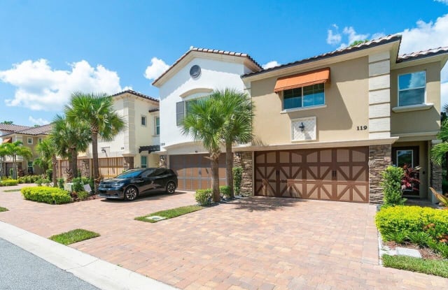 119 Crape Myrtle Lane - 119 Crape Myrtle Lane, Wellington, FL 33414