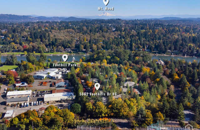Beautiful 2 Bedroom 2 Bathroom in the heart of Lake Oswego!!! - 5062 Foothills Drive, Lake Oswego, OR 97034