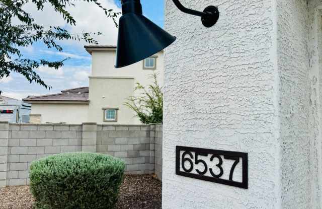 Gated Community, Pet Friendly, Upgraded Lifestyle - Now Available Gallery 3