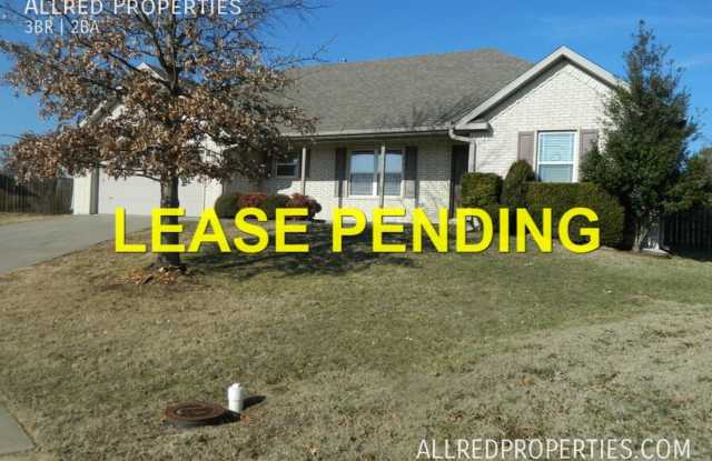 Gorgeous House For Rent! - 378 Milas Street, Springdale, AR 72762