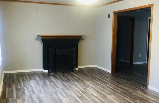 2800 East 61st Street - 2800 East 61st Street, Kansas City, MO 64130