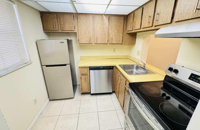 2800 Northwest 56th Avenue#E-304 photos photos