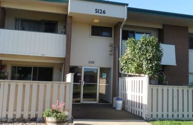 2 bed 2 bath condo with community pool and on site parking! photos photos
