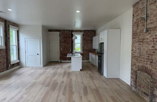 2701 N College Avenue photos photos
