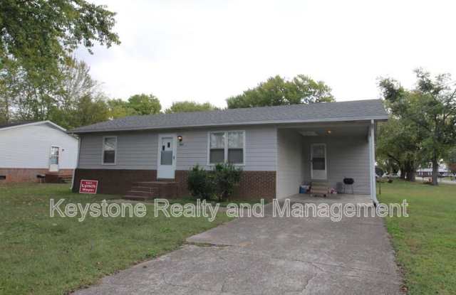 522 Westwood Drive Gallery 1