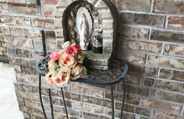 6229 Garden Ct Gallery 3