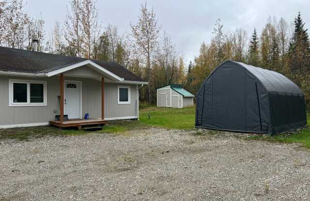 Super Cute Furnished 2 Bedroom Rental in North Pole, Alaska! Gallery 1