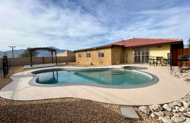 AVAILABLE NOW!!! !! UNFURNISHED 3 Bedroom 2 Bath Pool Home in Desert Hot Springs! photos photos