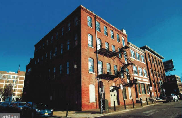 408 VINE Street unit: 2A - 408 Vine Street, Philadelphia, PA 19106