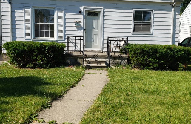 19394 Kingsville St - 19394 Kingsville Street, Detroit, MI 48225