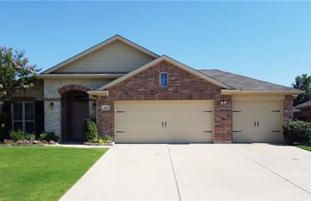 2012 FAIRMOUNT PARK Drive - 2012 Fairmount Park Drive, Denton, TX 76210