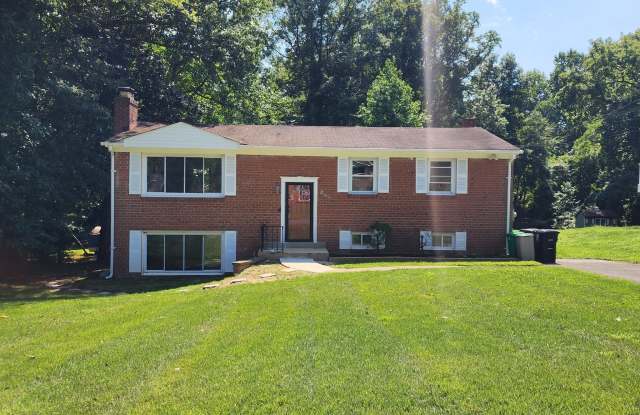 8 ARTHUR DRIVE W - 8 Arthur Drive West, Fort Washington, MD 20744