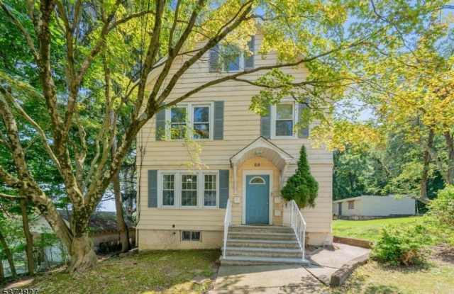 68 Macfarlan Ave photos photos