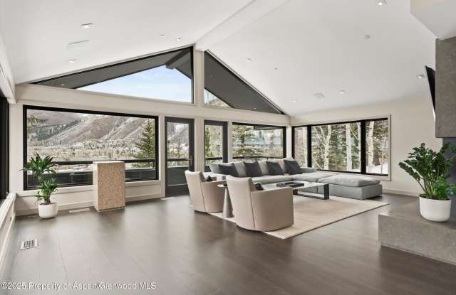 730 S Galena Street photos photos