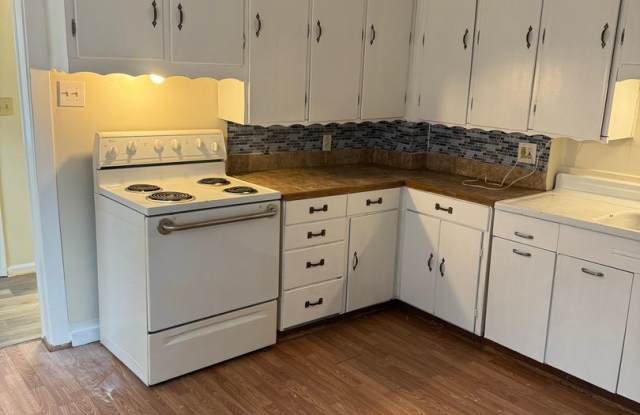 3 bedroom, 1 bath, 2 story half double house photos photos 3 bedroom, 1 bath, 2 story half double house photos photos