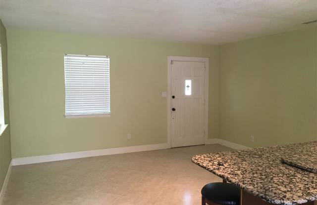 34 Iowa Drive Gallery 2