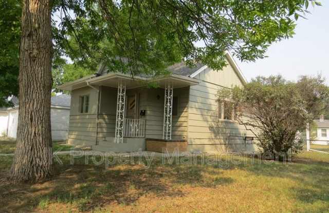 2111 7th Ave N photos photos