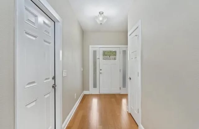 6013 Trestle Street photos photos
