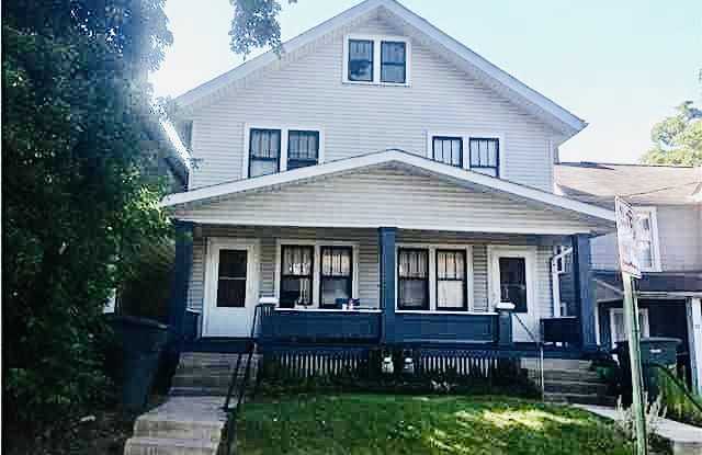 39 E Dodridge St - 39 East Dodridge Street, Columbus, OH 43202