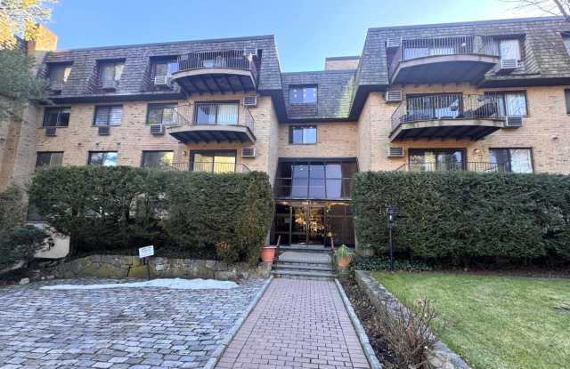 500 Central Park Avenue unit: 116 photos photos