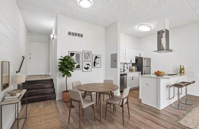 Residences at Soho Gallery 4