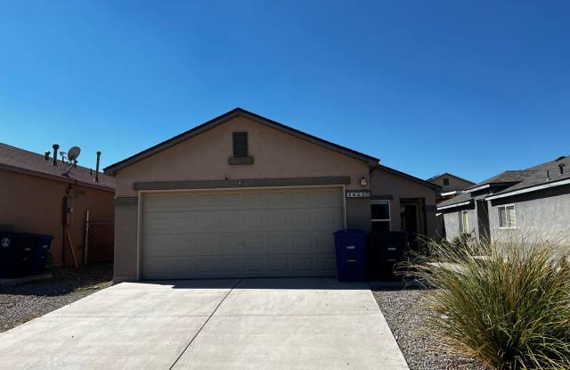 Beautiful 3 bedroom 2 bathroom home. photos photos