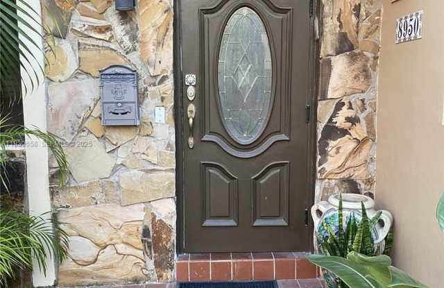 8950 Collins Ave photos photos