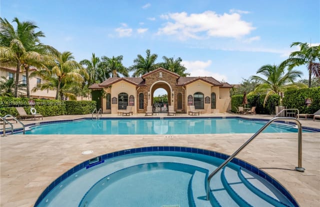 10376 NW 31st Ter - 10376 NW 31st Ter, Doral, FL 33172 10376 NW 31st Ter - 10376 NW 31st Ter, Doral, FL 33172