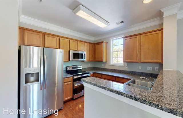 8853 Arbor Creek Drive Gallery 2