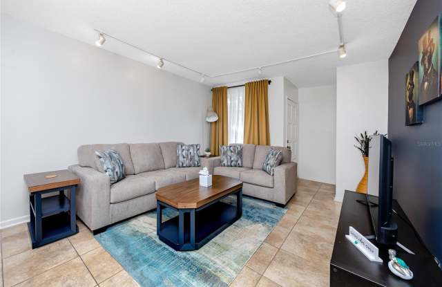 4229 LA PALMA Court Gallery 4