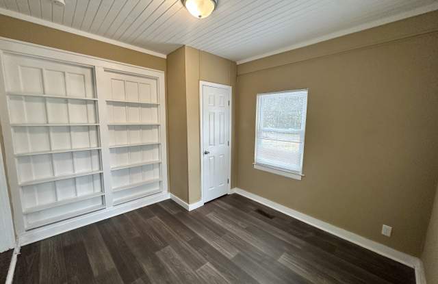 940 Meadowbrook Drive Gallery 2
