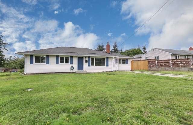 **Comfortable Oak Harbor Rambler Available for Rent** photos photos