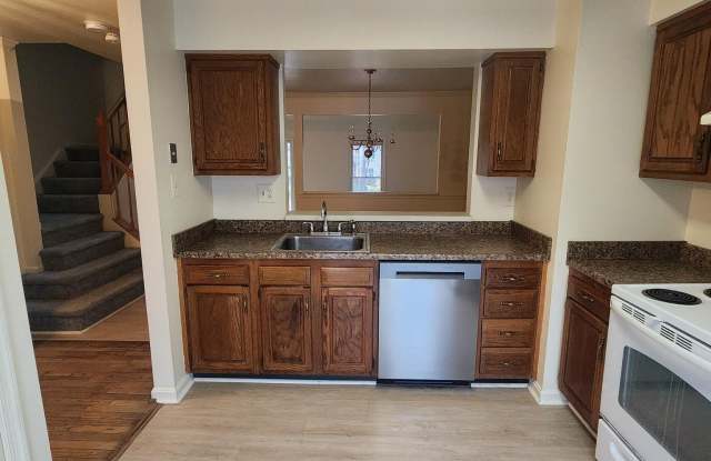 6054 ROCKTON Court Gallery 2