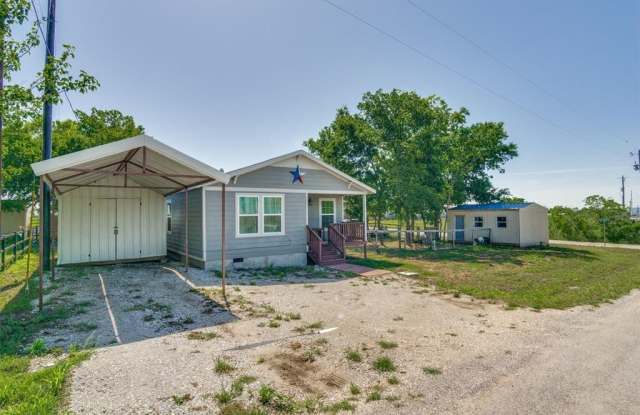 124 Sparrow Drive - 124 Sparrow Drive, Parker County, TX 76020