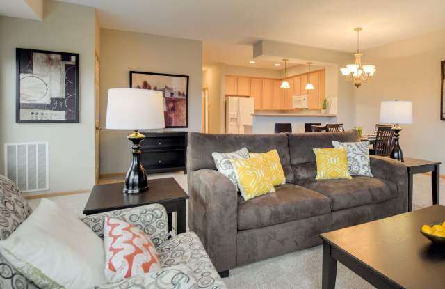 Regency Hill Apartments Gallery 3