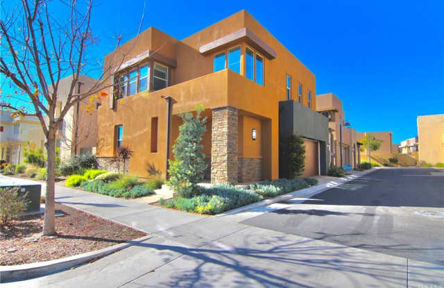 261 Radial - 261 Radial, Irvine, CA 92618