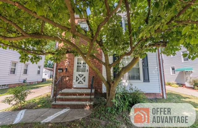 376 East 215th Street photos photos