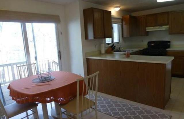 125 Copperwood Drive Gallery 4