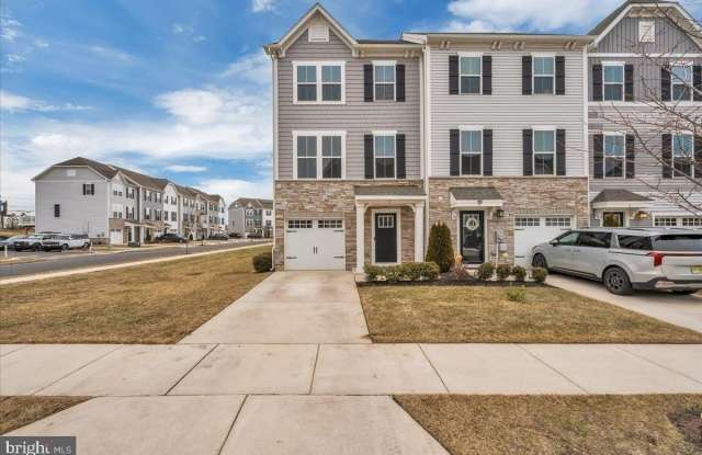 2 KOHLMYER photos photos