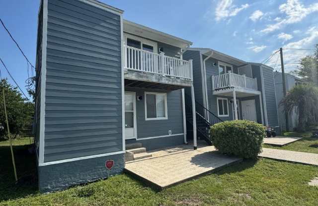 2507 W 10th Street - 2507 West 10th Street, Panama City, FL 32401