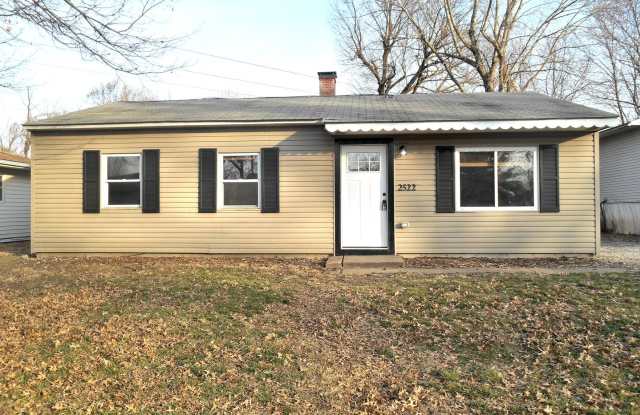 Renovated throughout and Move in ready!   2522 Meadowlane, Granite City photos photos