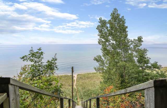 4805 Rosabelle Beach Avenue Gallery 4