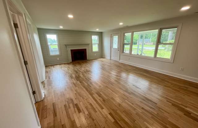 3798 Penderlea Highway photos photos