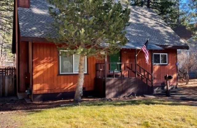 Fully furnished Pet friendly 4BD home available for a long term lease for $3200.00! starting May 6, 2024!! - 1185 Glenwood Way, South Lake Tahoe, CA 96150 Fully furnished Pet friendly 4BD home available for a long term lease for $3200.00! starting May 6, 2024!! - 1185 Glenwood Way, South Lake Tahoe, CA 96150