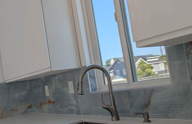 3515 Iroquois Avenue photos photos