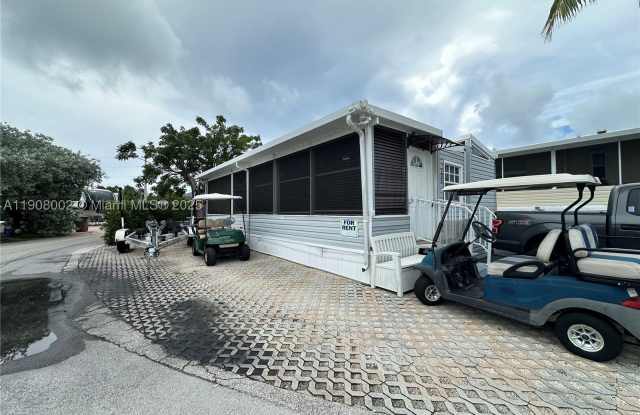 65821 Overseas Hwy Gallery 2