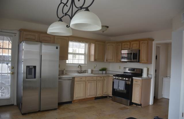 1111 Terrace Ct photos photos